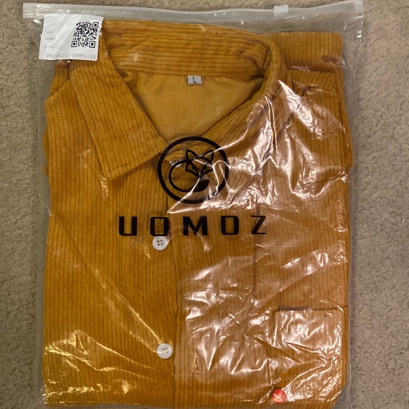 Yellow Corduroy Men's Casual Button-Down Shirt - Picture 3 of 3